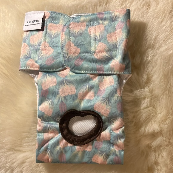 Reusable Doggy Diapers (for dogs under 15lbs) by CuteBone - Picture 3 of 12